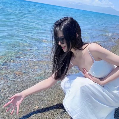 深蓝与月光